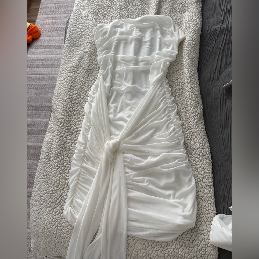 NWT! Club London white mini dress